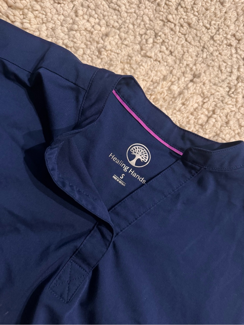 women’s navy healing hands scrub top - Picture 5 of 6